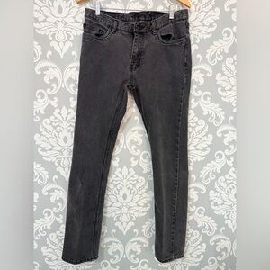 4/$25 • Emerica Men’s Dark Denim Saratoga Slim Jeans